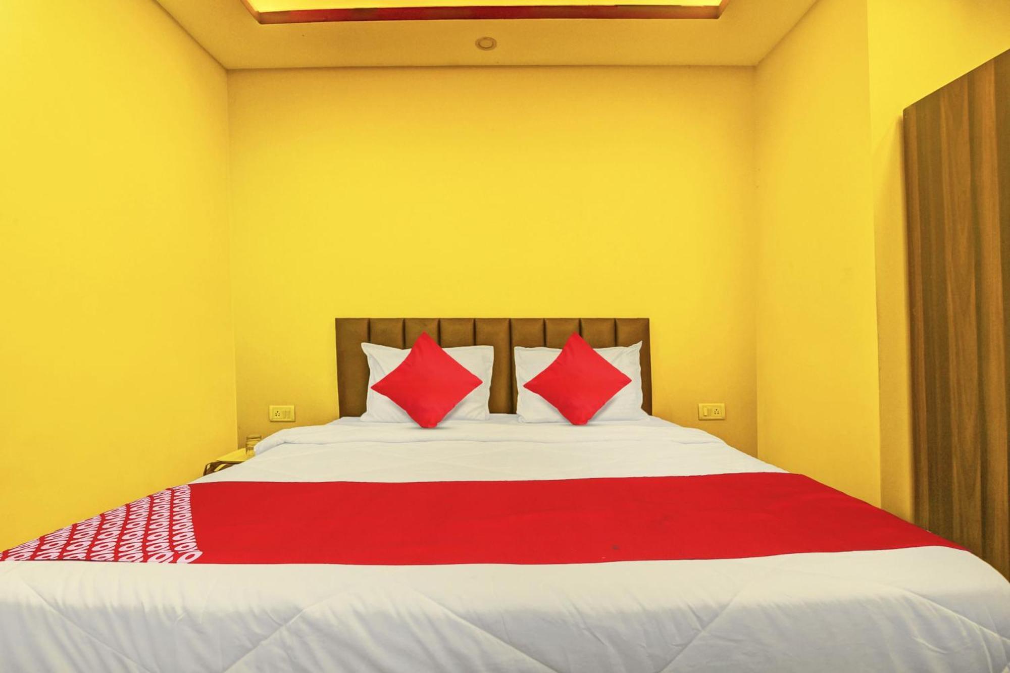 Peppy Guest House Калангуте Екстериор снимка